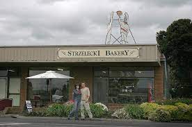 Strzelecki Bakery and Cafe is found in Mirboo North and has a large range of mouth watering ppies and pastries.