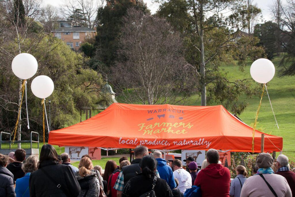 The original farmers market Warragul is the Warragul Market where you will find over 60 stalls with fresh and hand made food along with specialty goods.