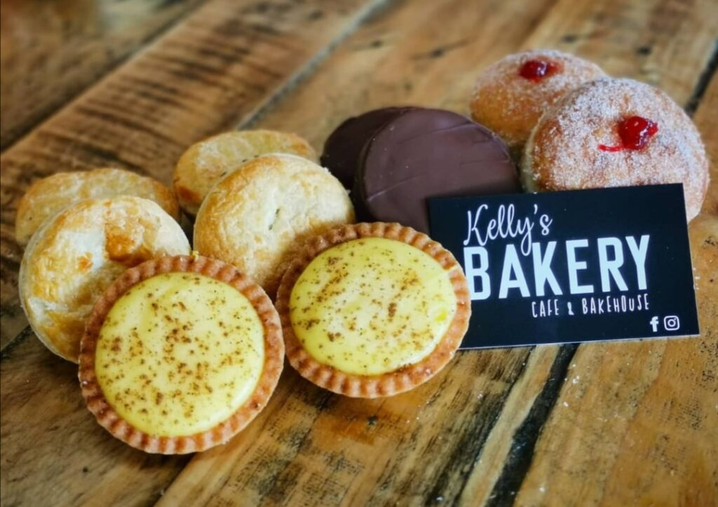 One of the best South Gippsland cafes is Kelly's Bakery in Korumburra offering delicious fresh pies, pastries, sandwiches, bread, and cakes as well as quality coffee.