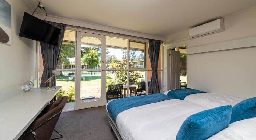 The Wurruk Motel is a beautiful place in Sale to relaxed in comfort, with beautiful surroundsmotel room